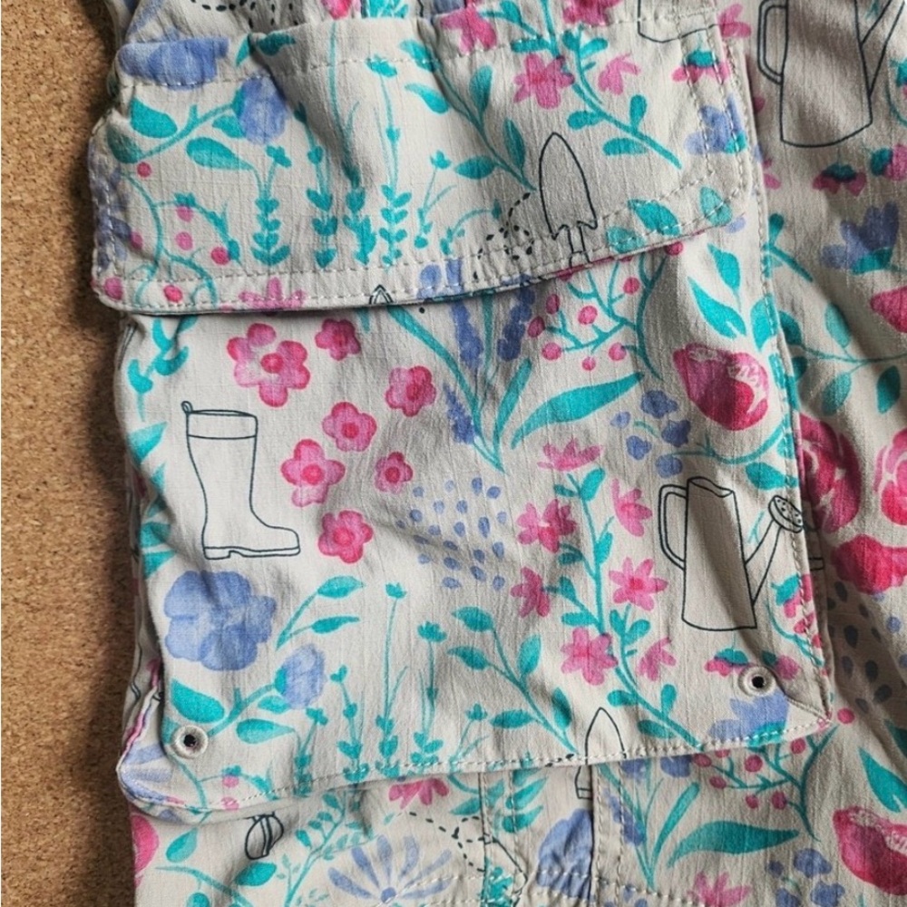 Duluth Trading Heirloom Gardening Floral Garden Print Short Overalls Shorts L - Picture 5 of 8